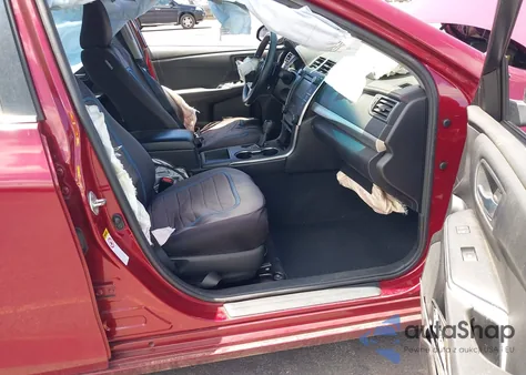 2016 Toyota Camry Se z USA, uszkodzony, nr VIN 4T1BF1FK3GU527048